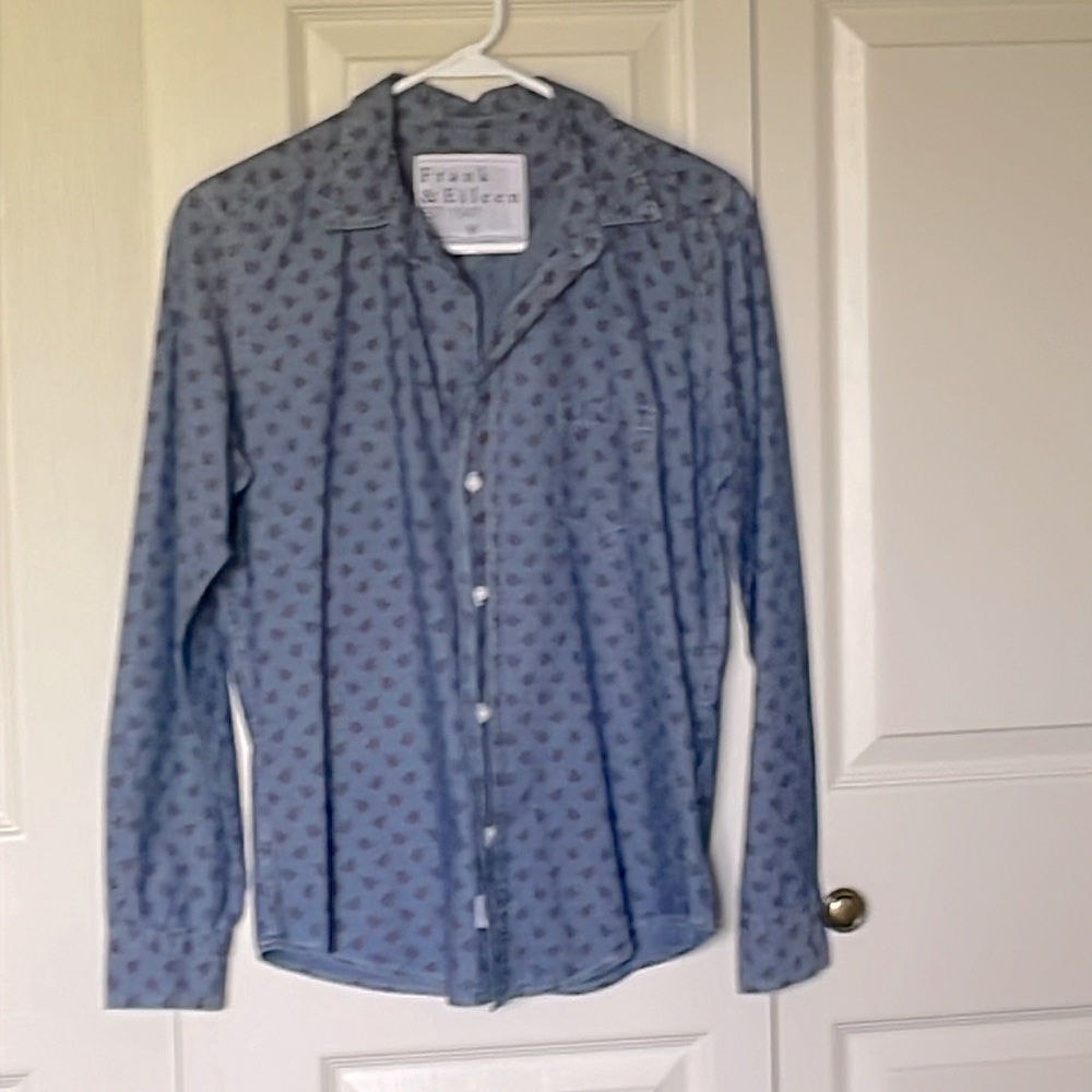 Frank & Eileen Denim Shirt Size M